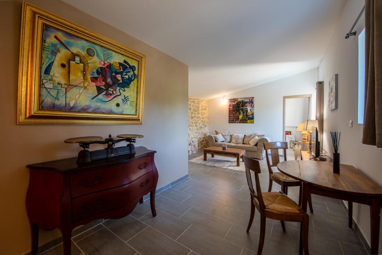 La Maison De Livia, Chambres D'Hotes, Piscine Chauffee, Proche Uzes, Nimes, Ales Sauzet  Екстер'єр фото
