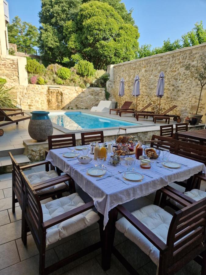 La Maison De Livia, Chambres D'Hotes, Piscine Chauffee, Proche Uzes, Nimes, Ales Sauzet  Екстер'єр фото